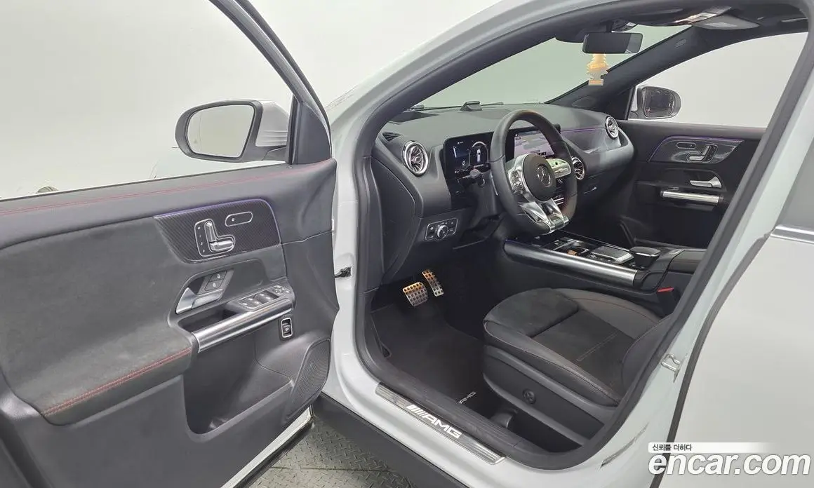 Mercedes-Benz GLA-Class 2021 2.0 автомат (гидро), фото 13