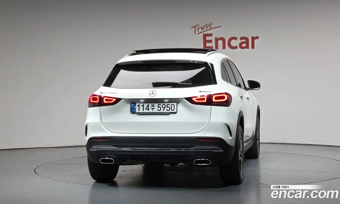Mercedes-Benz GLA-Class 2022 2.0 автомат (гидро), фото 3