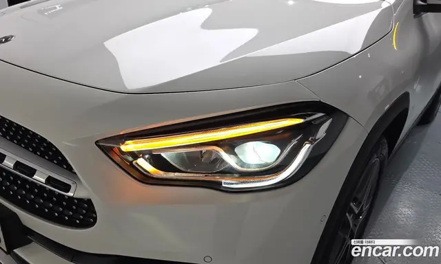 Mercedes-Benz GLA-Class 2022 2.0 автомат (гидро), миниатюра 7