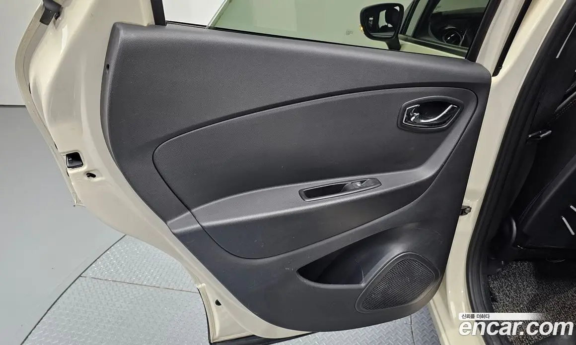 Renault (Samsung) QM3 2016 1.5 автомат (гидро), фото 15