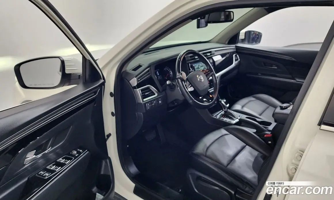 SsangYong Korando 2019 1.6 автомат (гидро), фото 13