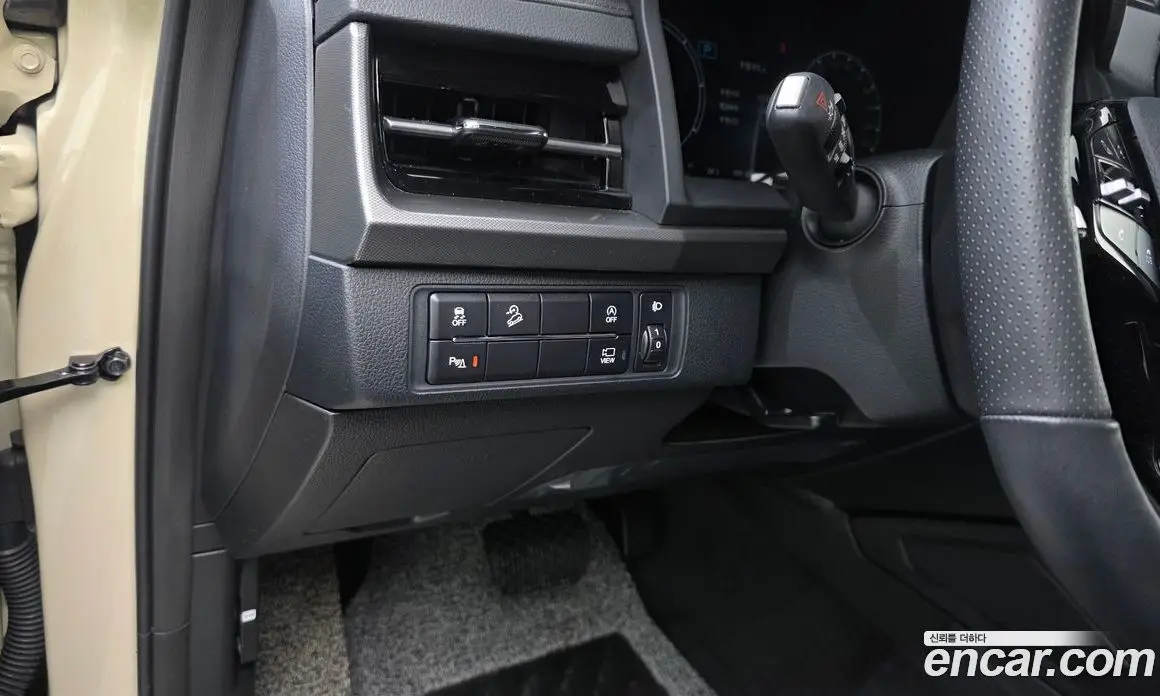 SsangYong Rexton 2024 2.2 автомат (гидро), фото 15