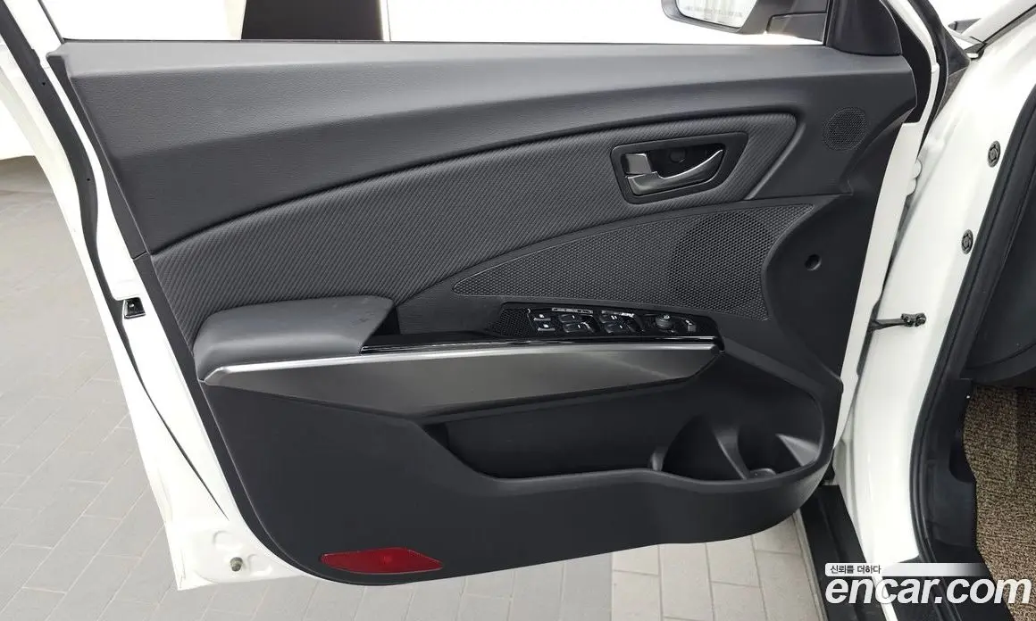 SsangYong TIBOLI 2024 1.6 автомат (гидро), фото 14