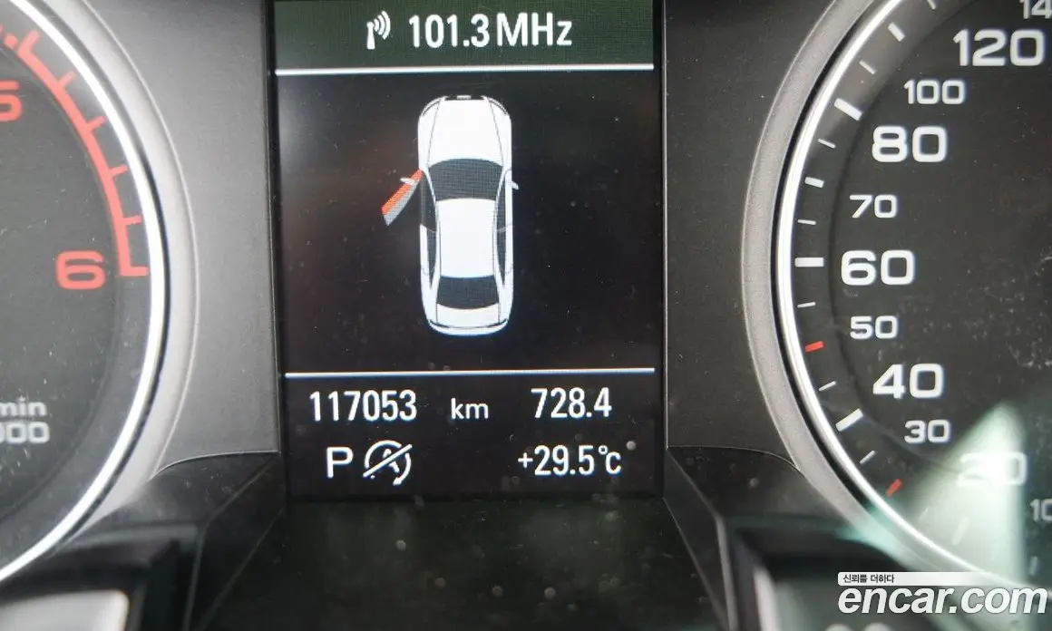 Audi A4 2015 2.0 автомат (гидро), фото 8