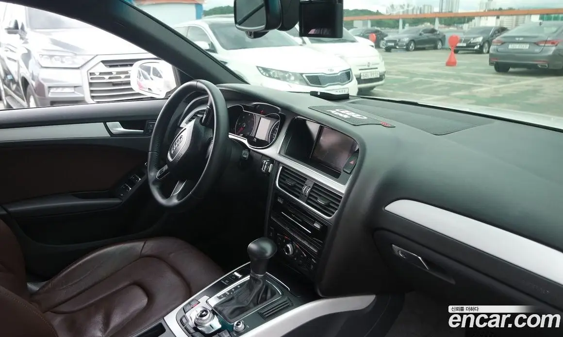 Audi A4 2015 2.0 автомат (гидро), фото 9