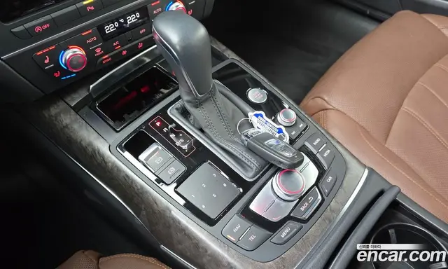 Audi A6 2018 2.0 автомат (гидро), миниатюра 12