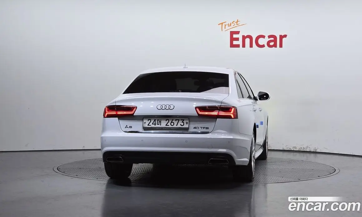 Audi A6 2018 2.0 автомат (гидро), фото 4