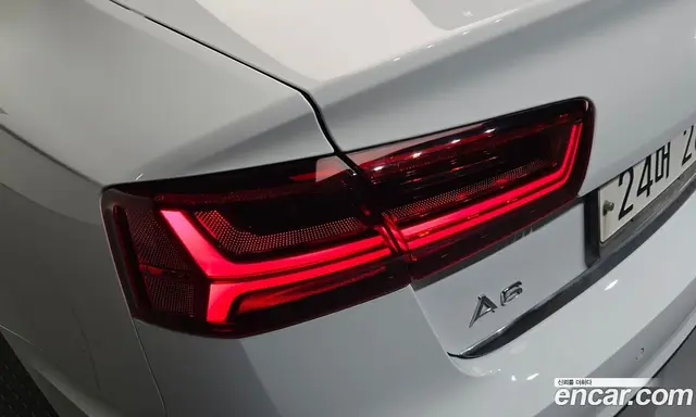 Audi A6 2018 2.0 автомат (гидро), миниатюра 9