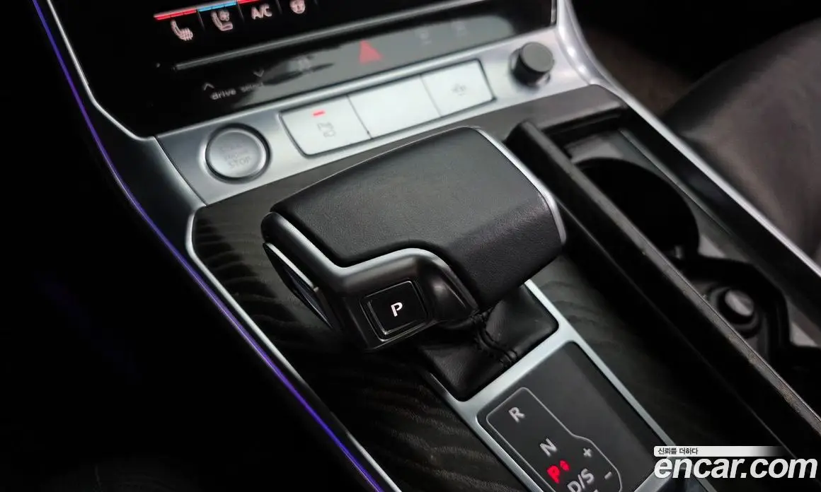 Audi A6 2020 2.0 автомат (гидро), фото 9