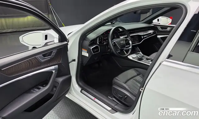 Audi A6 2021 2.0 автомат (гидро), миниатюра 10