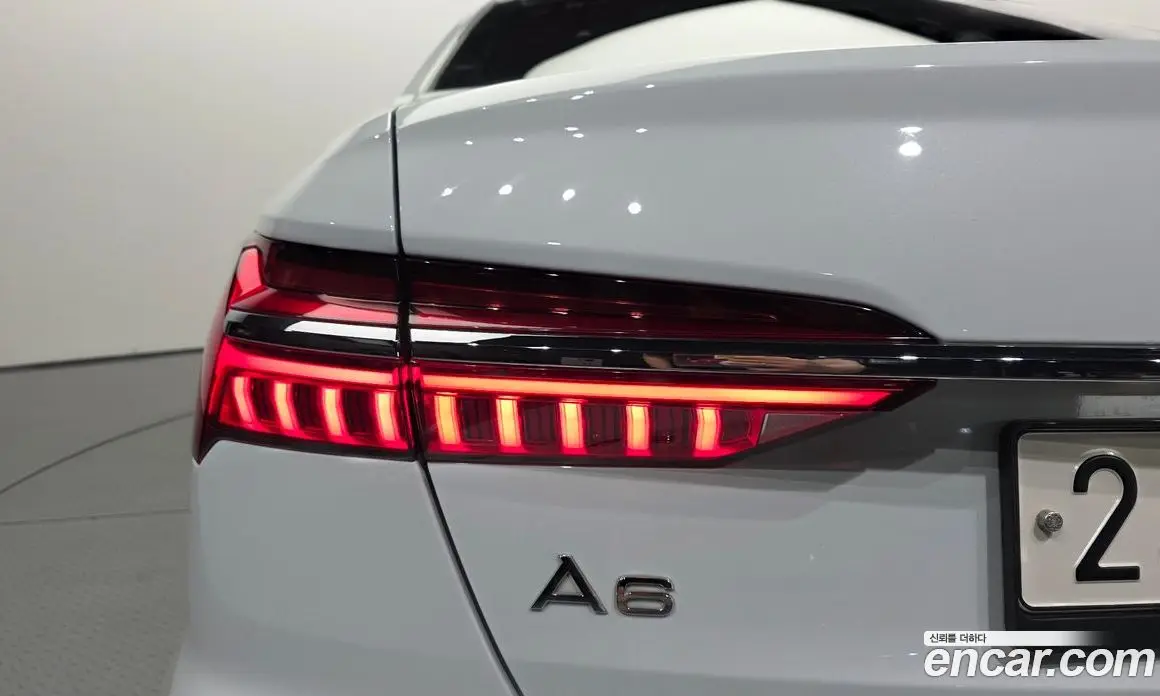 Audi A6 2022 2.0 автомат (гидро), фото 9