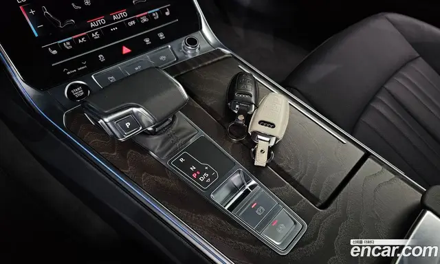 Audi A6 2023 2.0 автомат (гидро), миниатюра 12