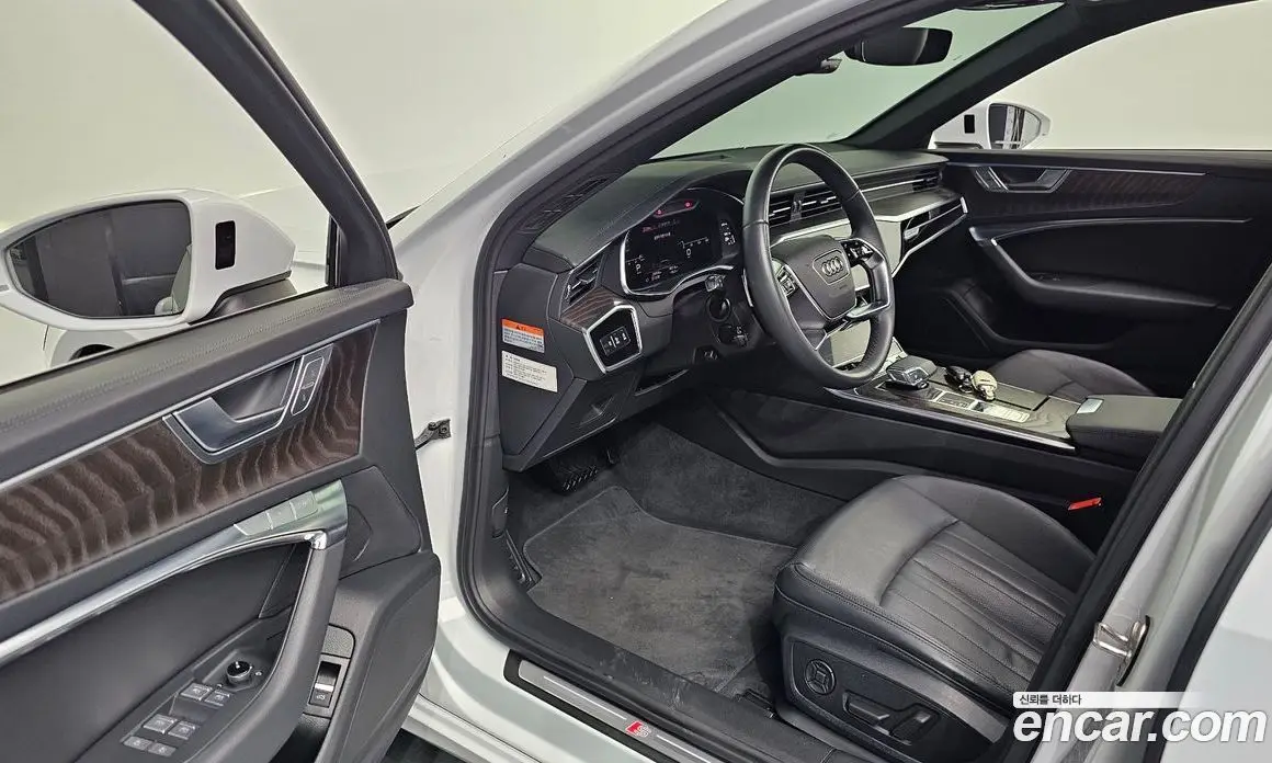 Audi A6 2023 2.0 автомат (гидро), фото 13