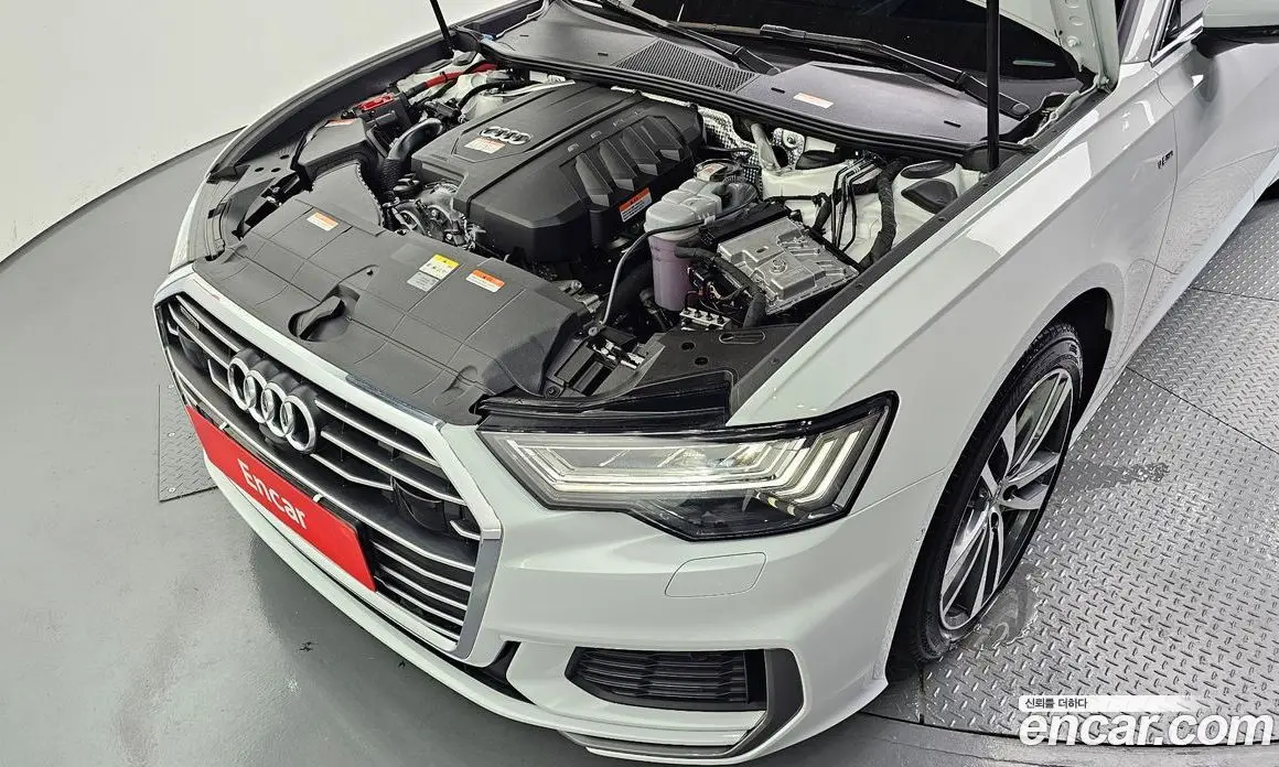 Audi A6 2023 2.0 автомат (гидро), фото 6