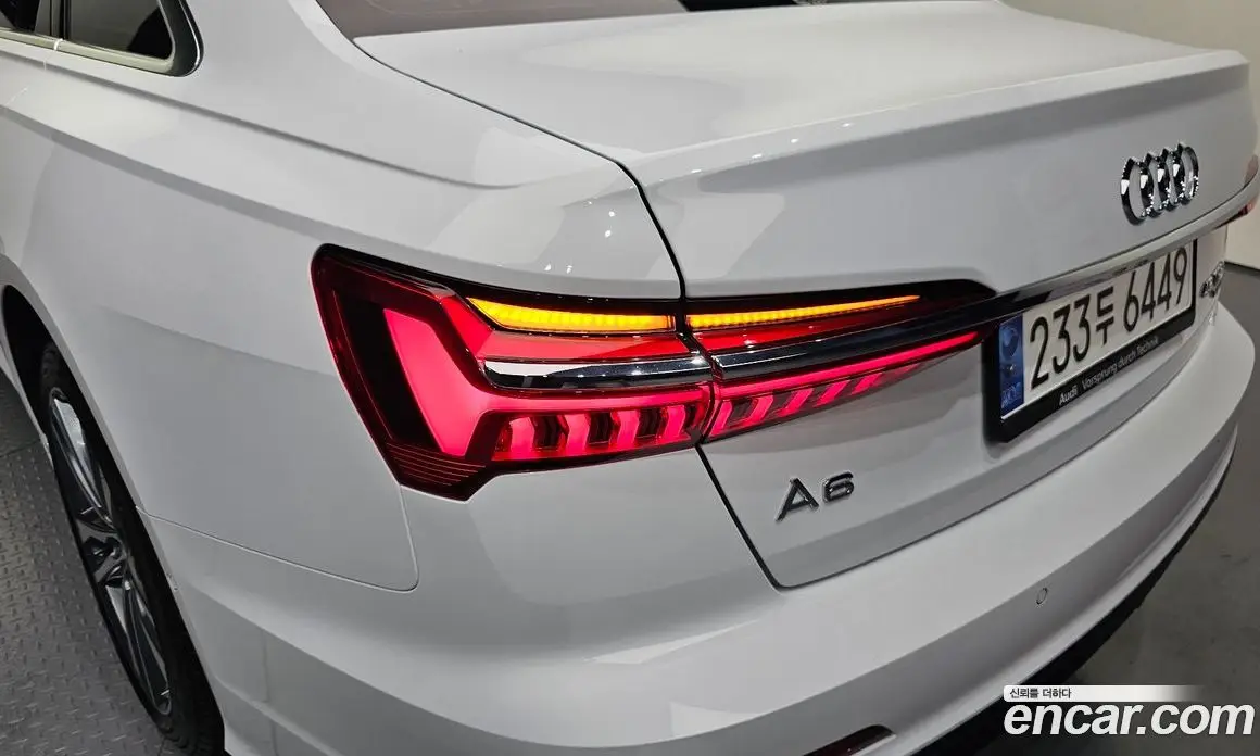 Audi A6 2023 2.0 автомат (гидро), фото 9