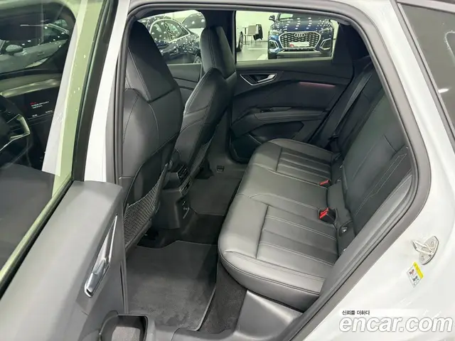 Audi Q4 e-tron 2026 0.2 автомат (гидро), миниатюра 11