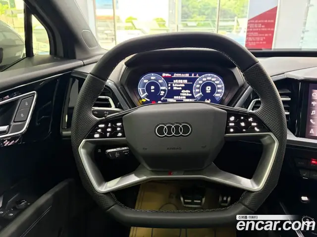 Audi Q4 e-tron 2026 0.2 автомат (гидро), миниатюра 12