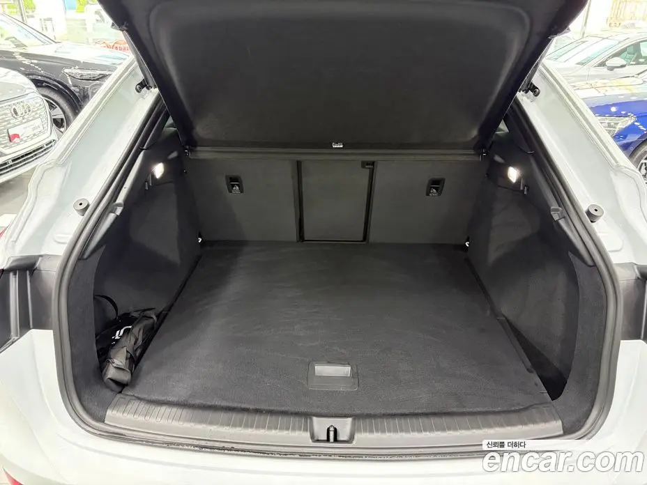 Audi Q4 e-tron 2026 0.2 автомат (гидро), фото 18