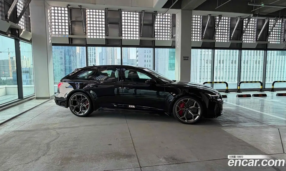 Audi RS6 2026 4.0 автомат (гидро), фото 7