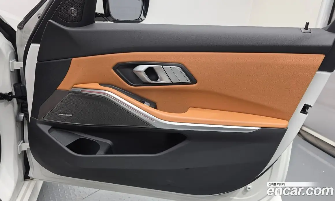 BMW 3 серия 2023 2.0 автомат (гидро), фото 14