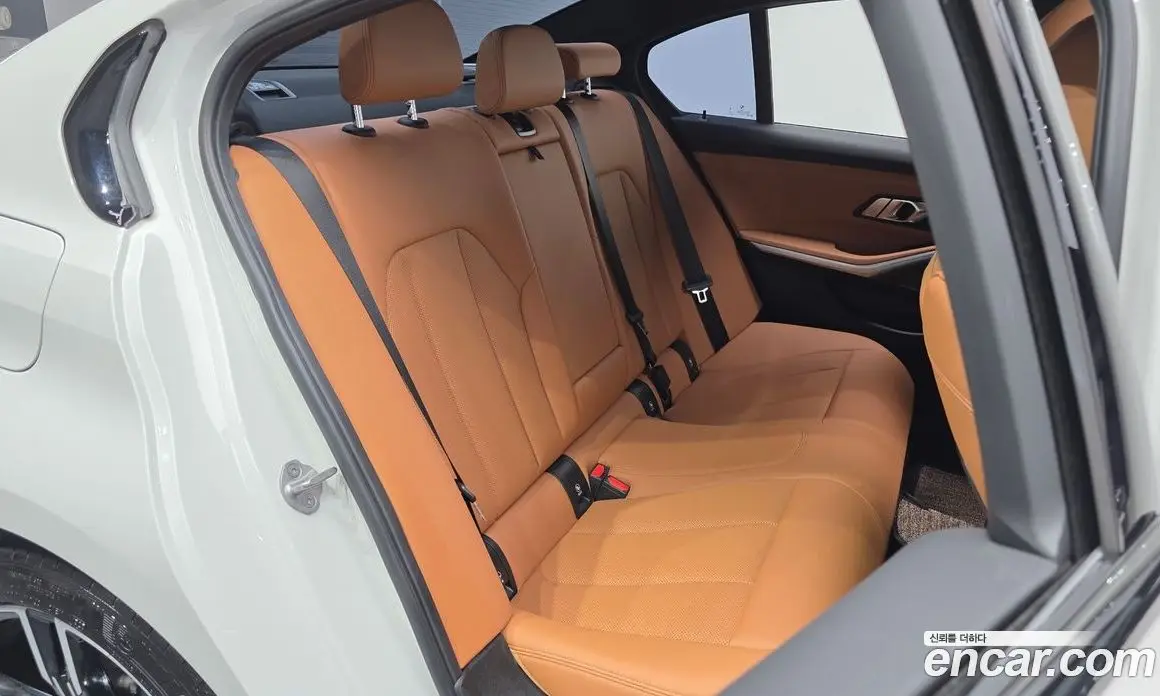 BMW 3 серия 2023 2.0 автомат (гидро), фото 17
