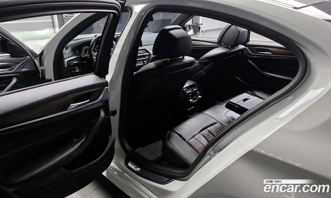 BMW 5 серия 2017 2.0 автомат (гидро), фото 11