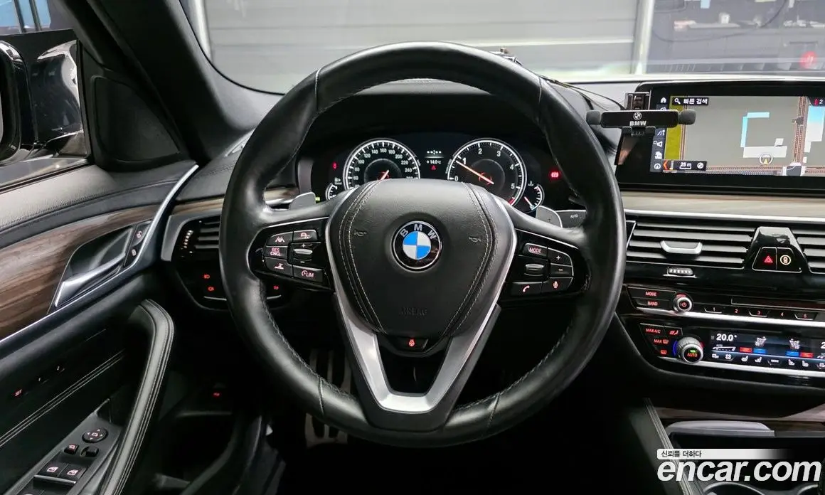 BMW 5 серия 2017 2.0 автомат (гидро), фото 13