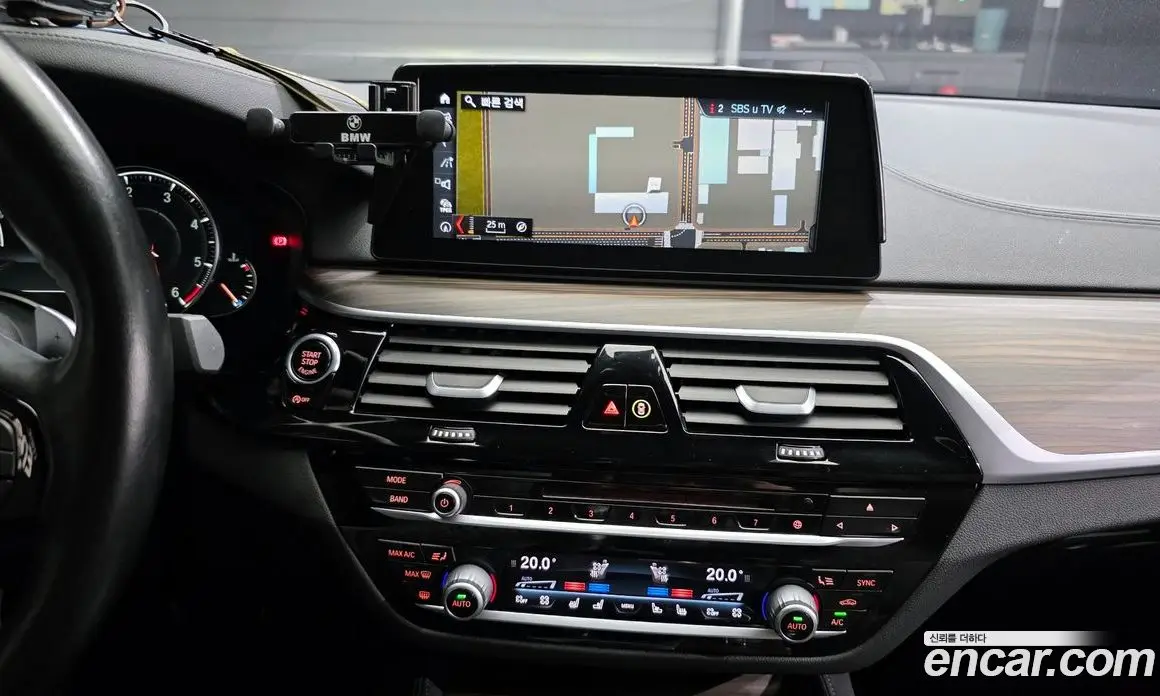 BMW 5 серия 2017 2.0 автомат (гидро), фото 17