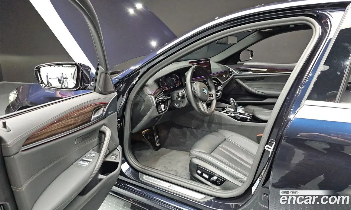 BMW 5 серия 2021 2.0 автомат (гидро), фото 13