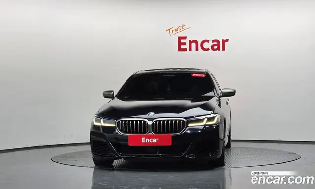 BMW 5 серия 2022 4.4 автомат (гидро), миниатюра 2