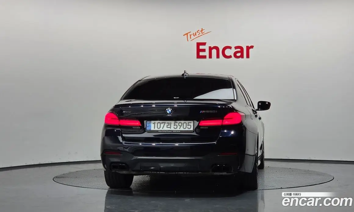 BMW 5 серия 2022 4.4 автомат (гидро), фото 3