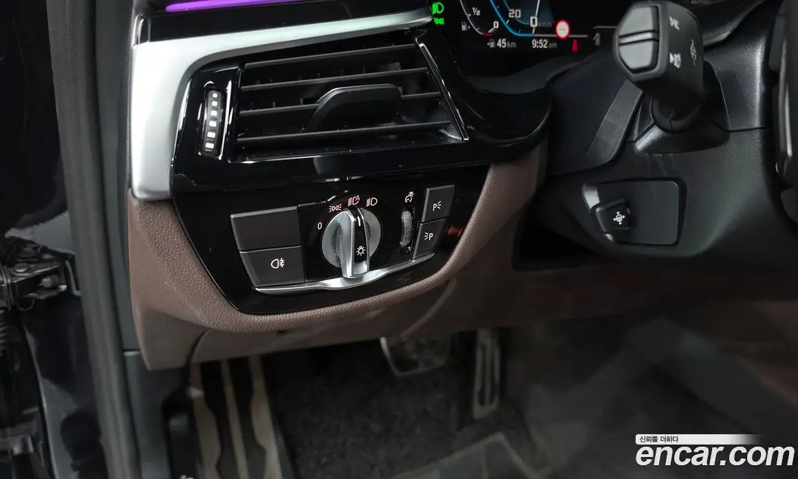 BMW 5 серия 2022 4.4 автомат (гидро), фото 26
