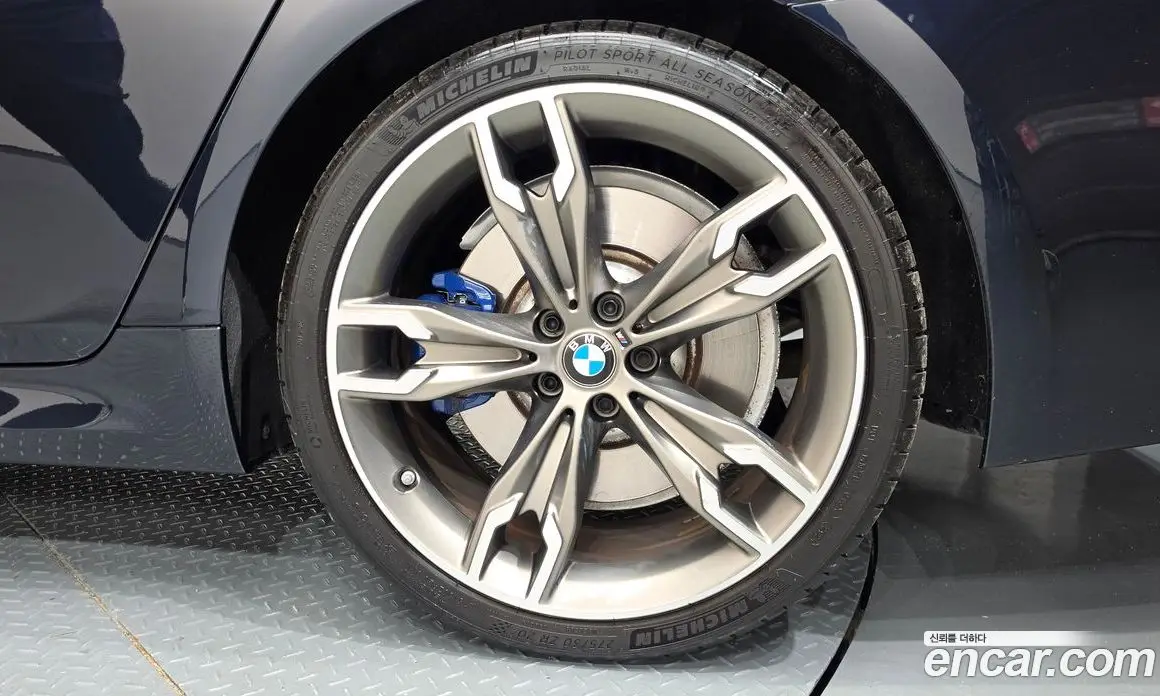 BMW 5 серия 2022 4.4 автомат (гидро), фото 6