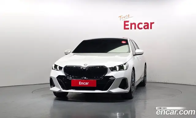 BMW 5 серия 2025 2.0 автомат (гидро), миниатюра 3