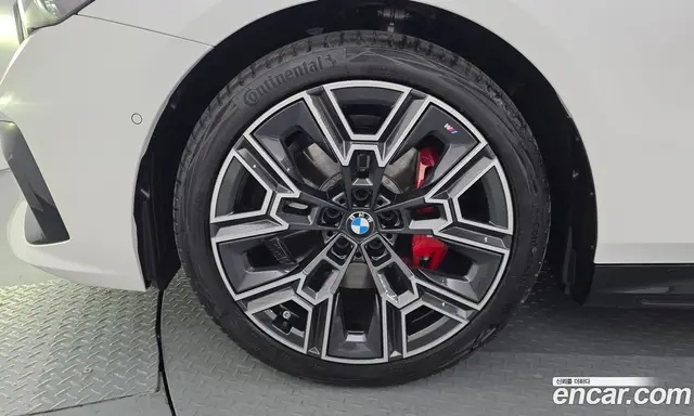 BMW 5 серия 2025 2.0 автомат (гидро), миниатюра 5