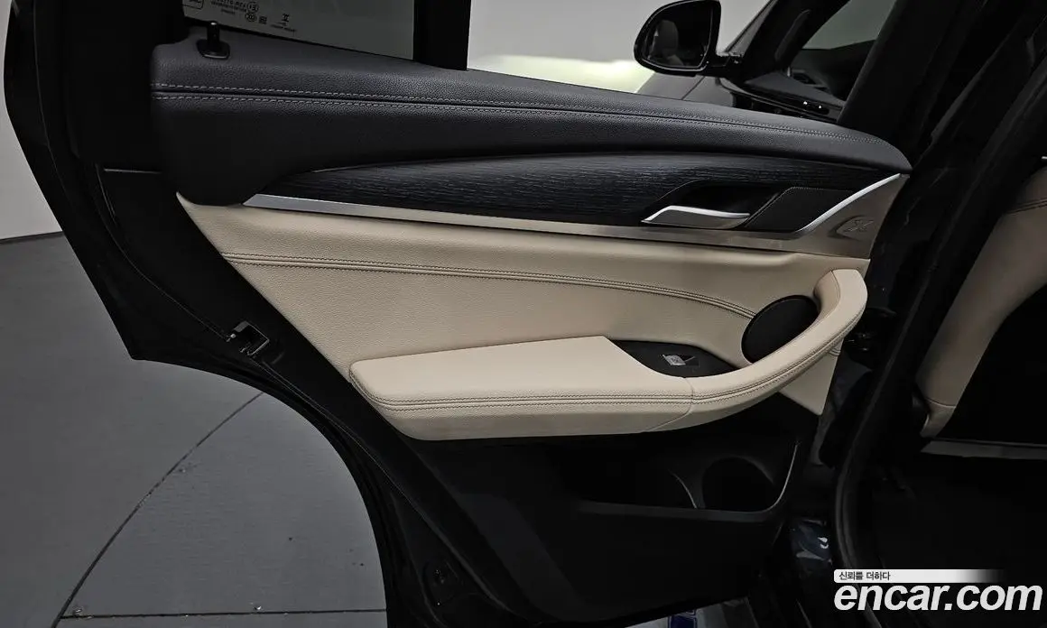 BMW iX3 2023 0.2 автомат (гидро), фото 14