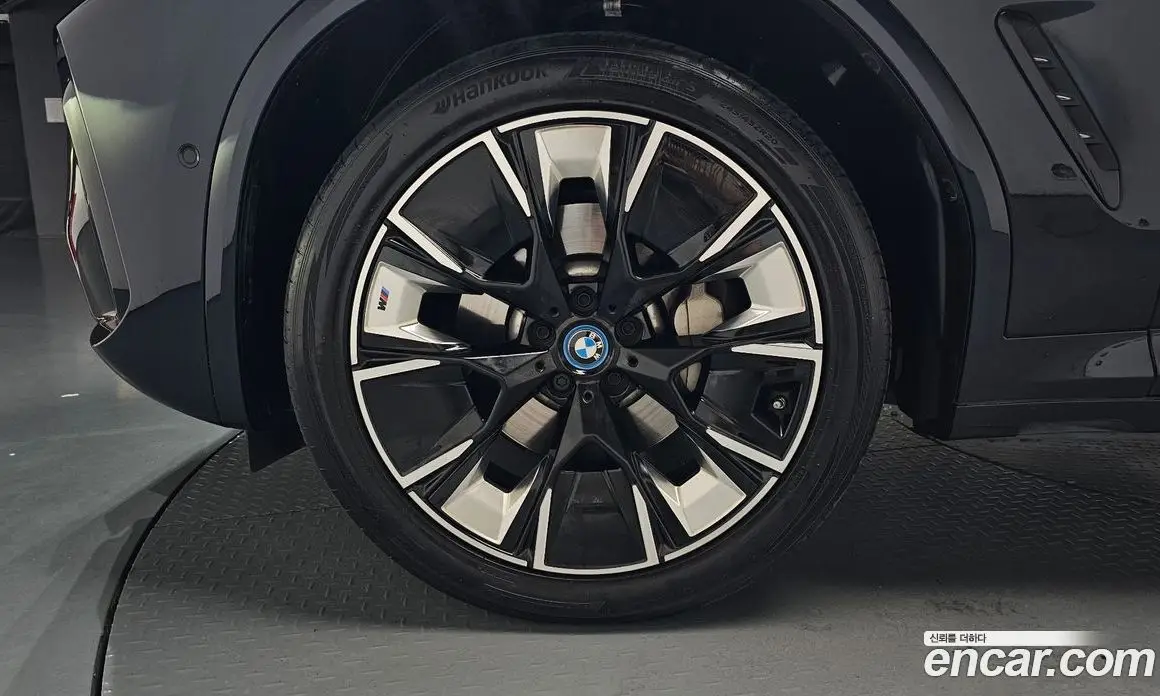 BMW iX3 2023 0.2 автомат (гидро), фото 4
