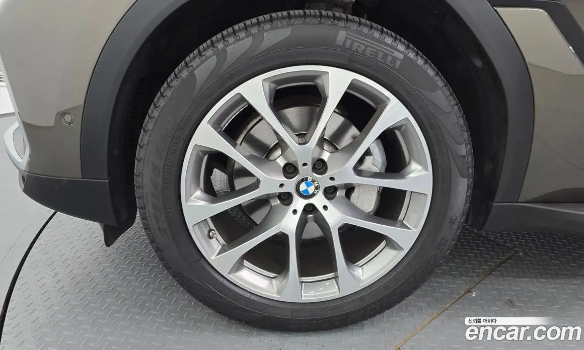BMW X6 2020 3.0 автомат (гидро), фото 5