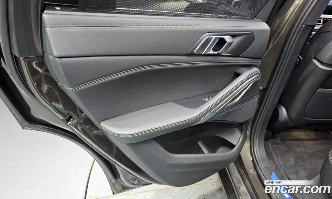 BMW X6 2022 3.0 автомат (гидро), фото 15