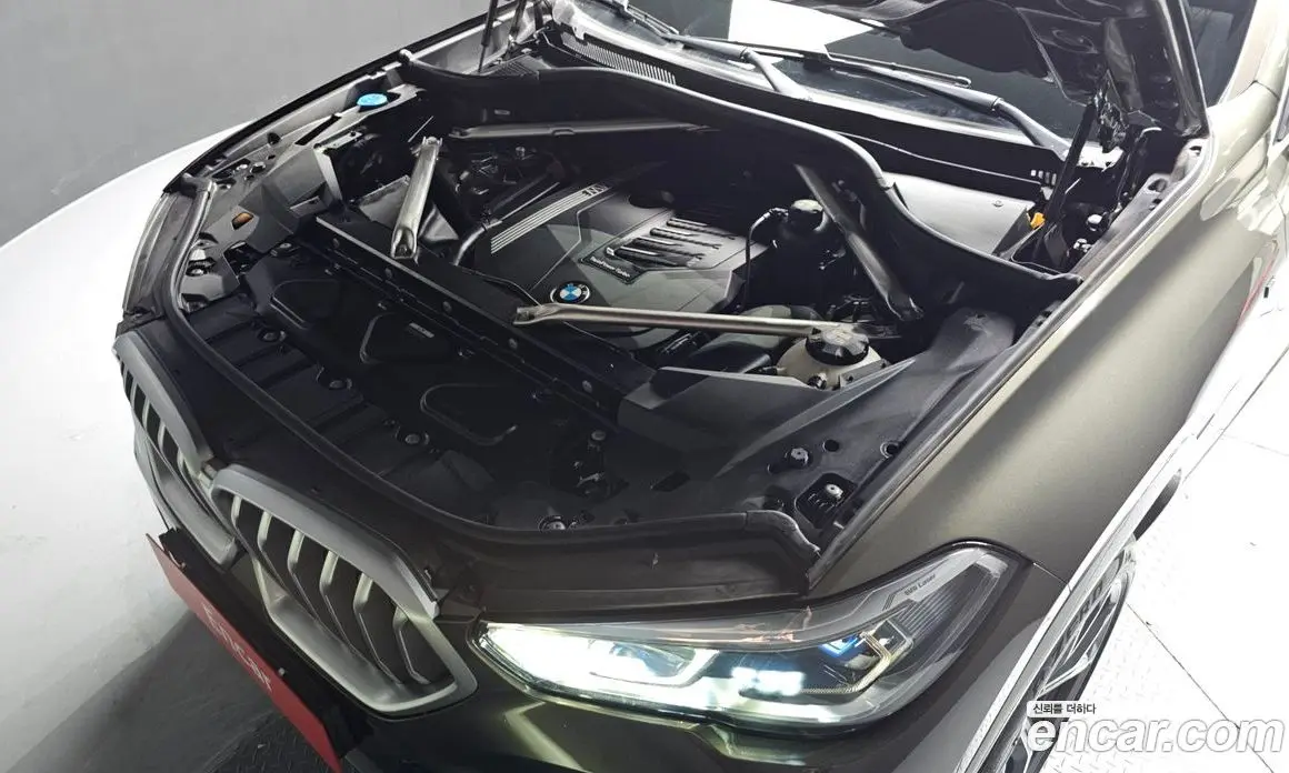 BMW X6 2022 3.0 автомат (гидро), фото 6