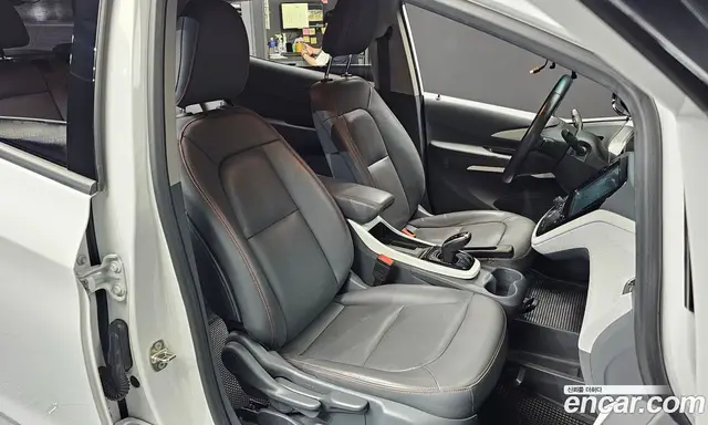 Chevrolet Bolt EV 2019 0.2 автомат (гидро), миниатюра 11