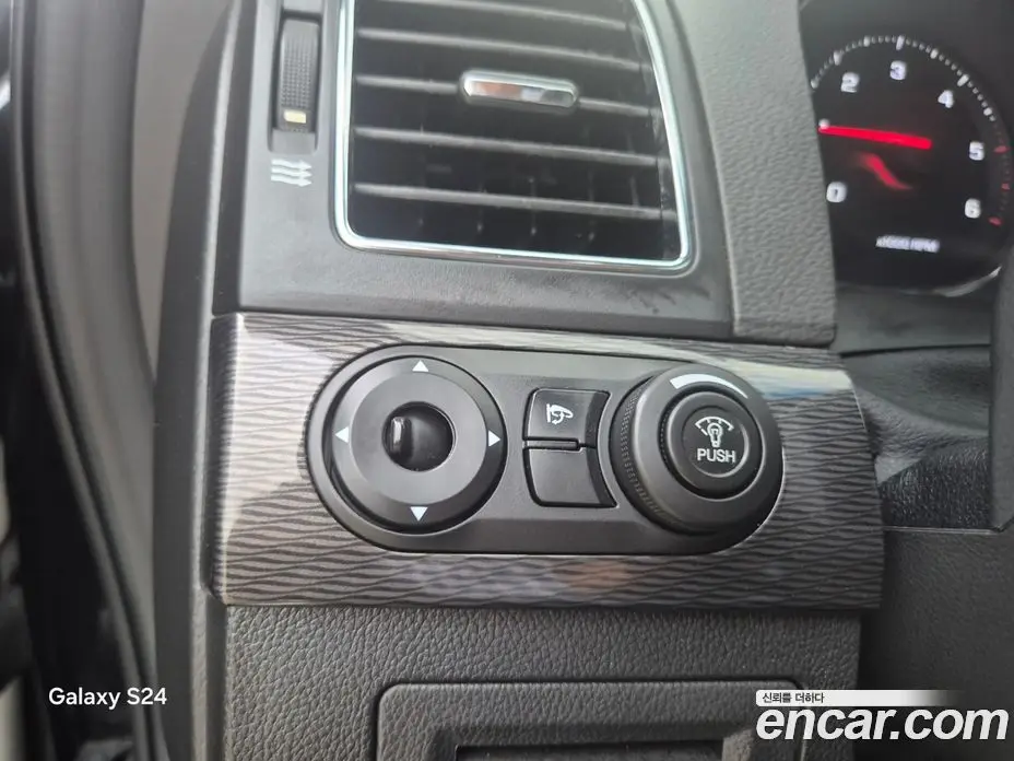 Chevrolet Captiva 2013 2.0 автомат (гидро), фото 16