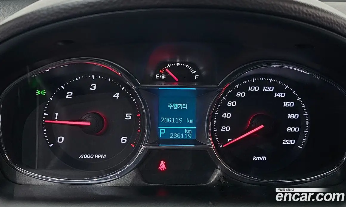 Chevrolet Captiva 2015 2.0 автомат (гидро), фото 8