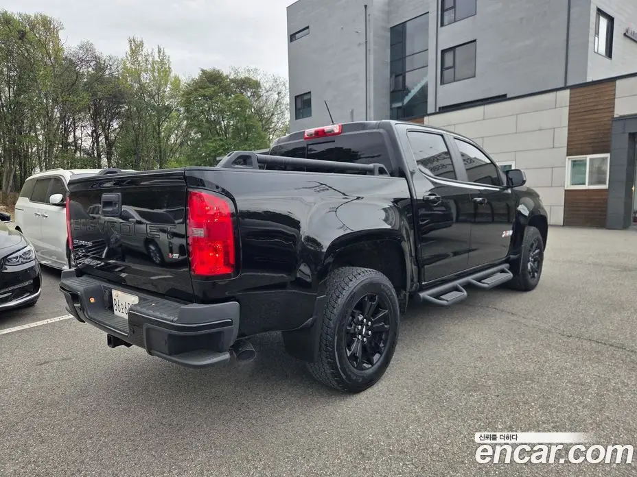 Chevrolet Colorado 2022 3.6 автомат (гидро), фото 4