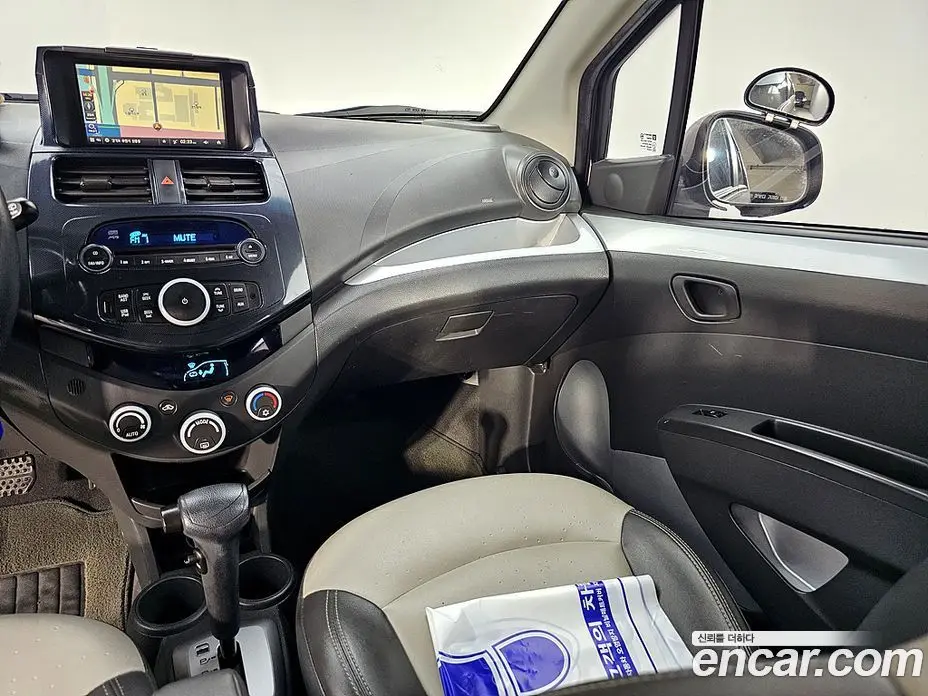 Chevrolet Spark 2011 1.0 автомат (гидро), фото 9