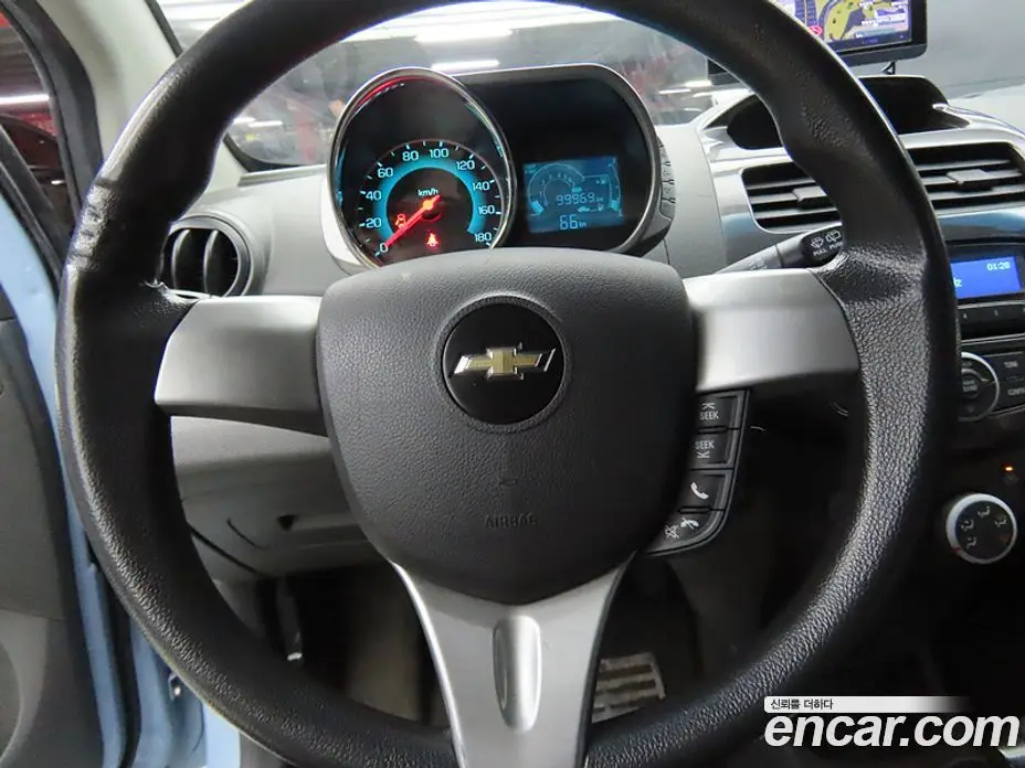 Chevrolet Spark 2014 1.0 автомат (гидро), фото 11