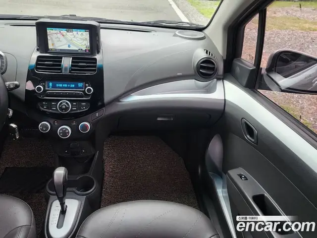 Chevrolet Spark 2015 1.0 автомат (гидро), миниатюра 12