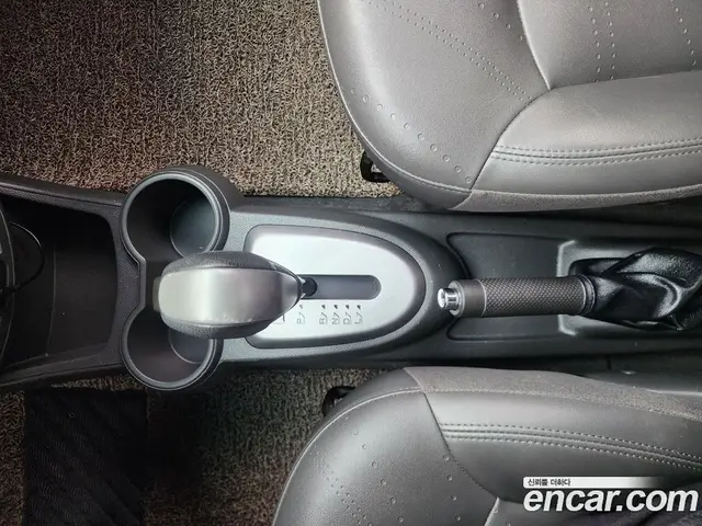 Chevrolet Spark 2015 1.0 автомат (гидро), миниатюра 9