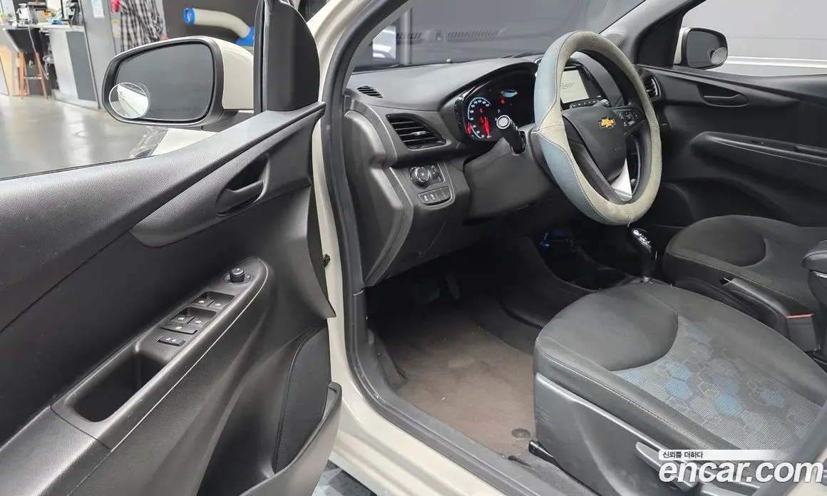 Chevrolet Spark 2016 1.0 автомат (гидро), фото 13