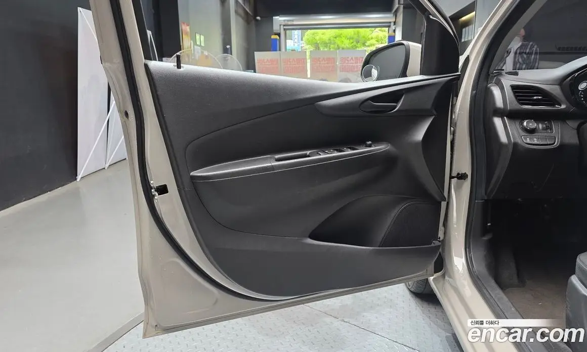 Chevrolet Spark 2016 1.0 автомат (гидро), фото 14